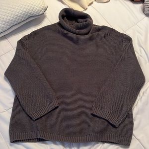 Chunky cowl neck sweater size M
